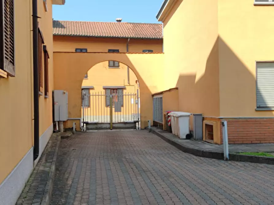 Immagine 29 di Appartamento in vendita  in Via Roma 11 a Vanzago