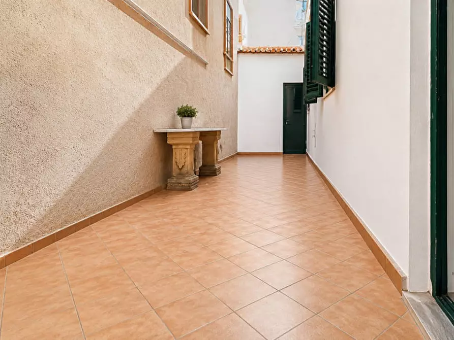 Immagine 3 di Appartamento in vendita  in Strada Vicinale San Martino a Monreale
