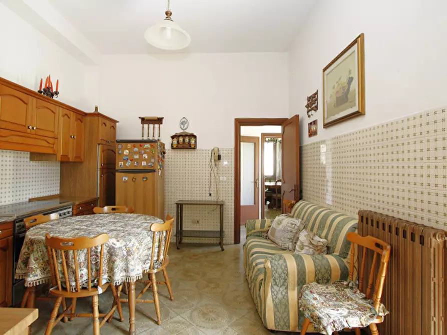 Immagine 15 di Casa indipendente in vendita  in Via Giacomo Leopardi a Parabita