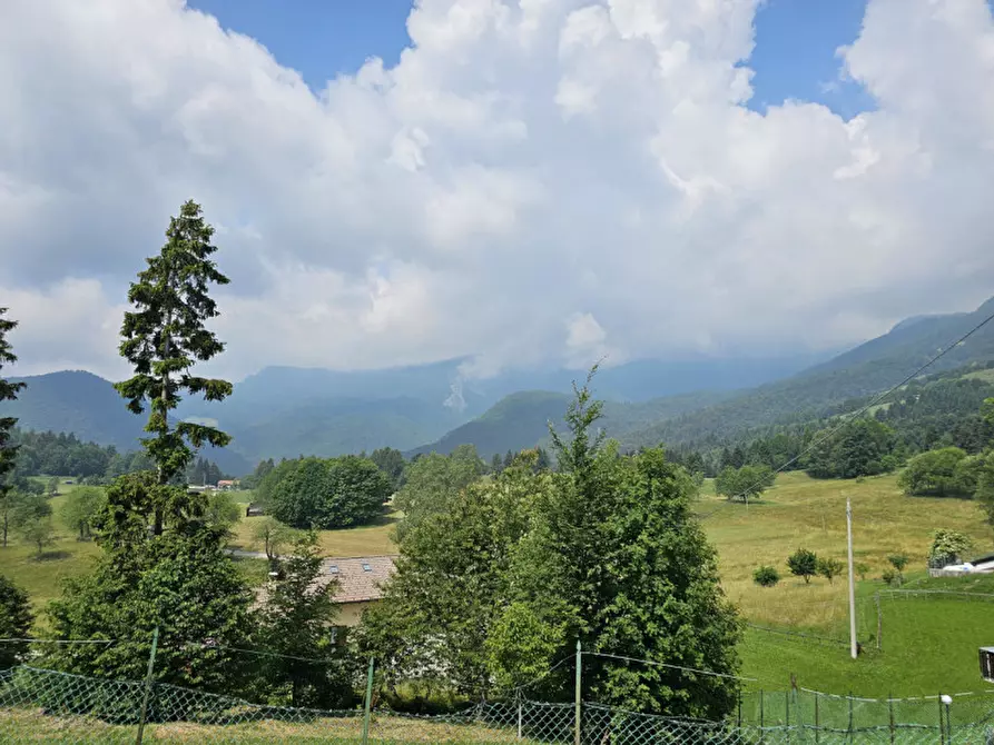 Immagine 7 di Appartamento in vendita  in via contrà sella a Tonezza Del Cimone