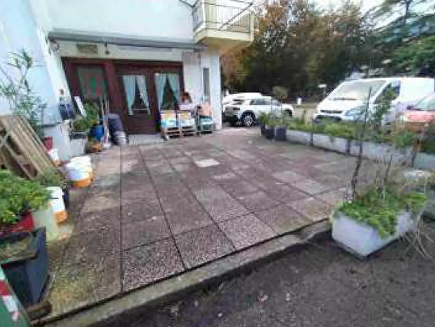 Immagine 3 di Attività commerciale in vendita  in Viale Vittorio Emanuele II 152 a Vittorio Veneto