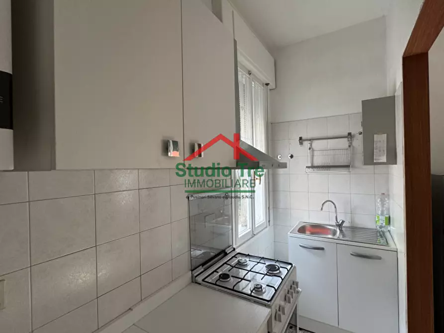 Immagine 4 di Appartamento in affitto  in Via Baldassarre Galuppi a Venezia