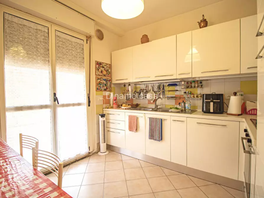 Immagine 3 di Appartamento in vendita  in Via Anzio a Prato