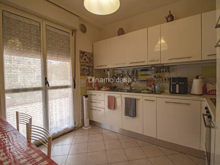 Immagine 8 di Appartamento in vendita  in Via Anzio a Prato