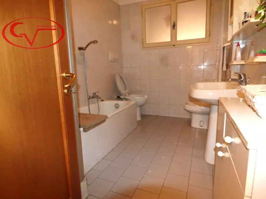 Immagine 13 di Appartamento in vendita  in via Po a Montevarchi