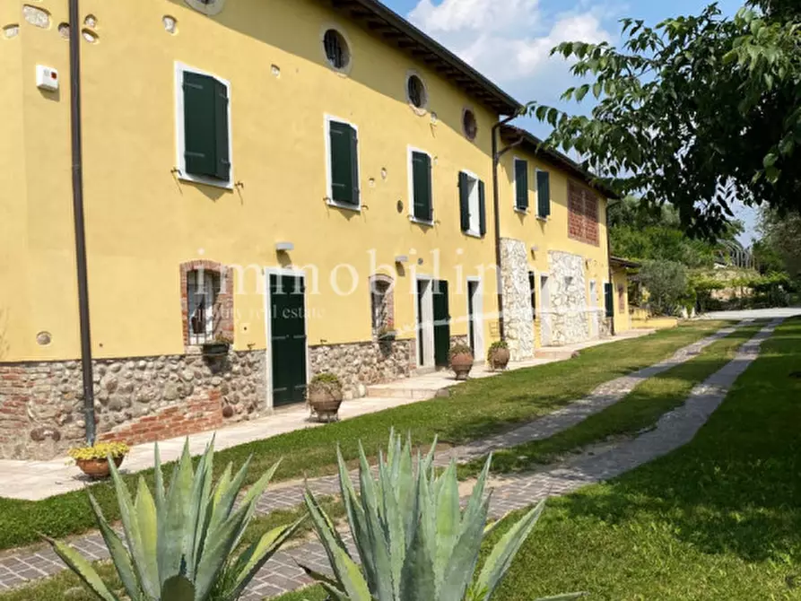 Immagine 9 di Appartamento in vendita  in STRADA MAZZANO n. 1 Piano T-1 a Bardolino