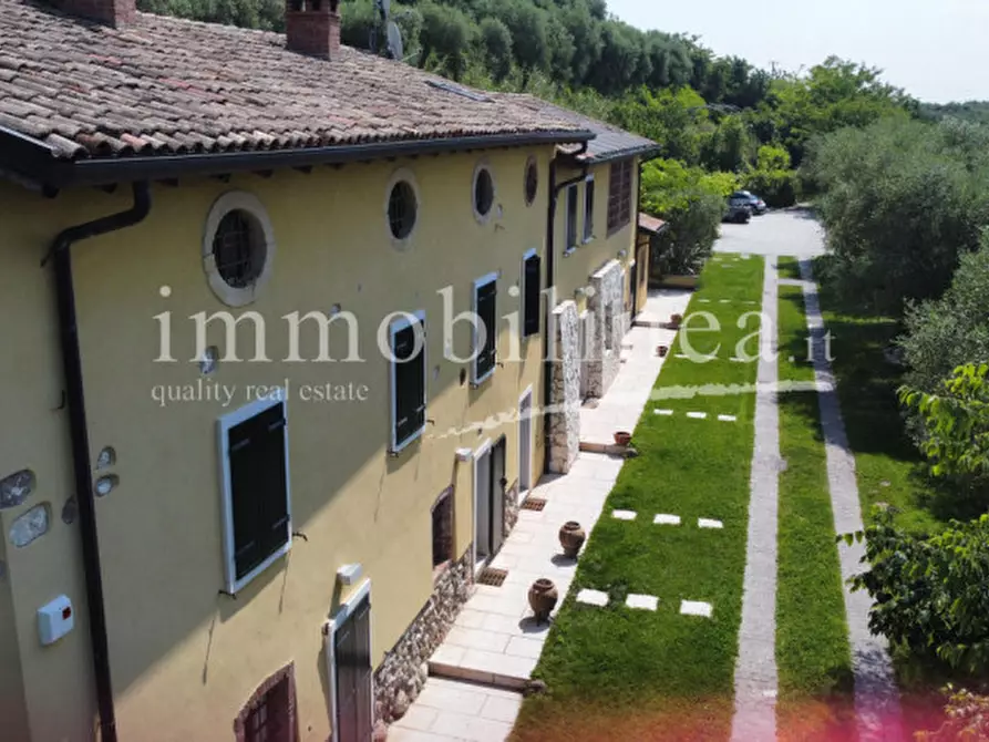 Immagine 21 di Appartamento in vendita  in STRADA MAZZANO n. 1 Piano T-1 a Bardolino