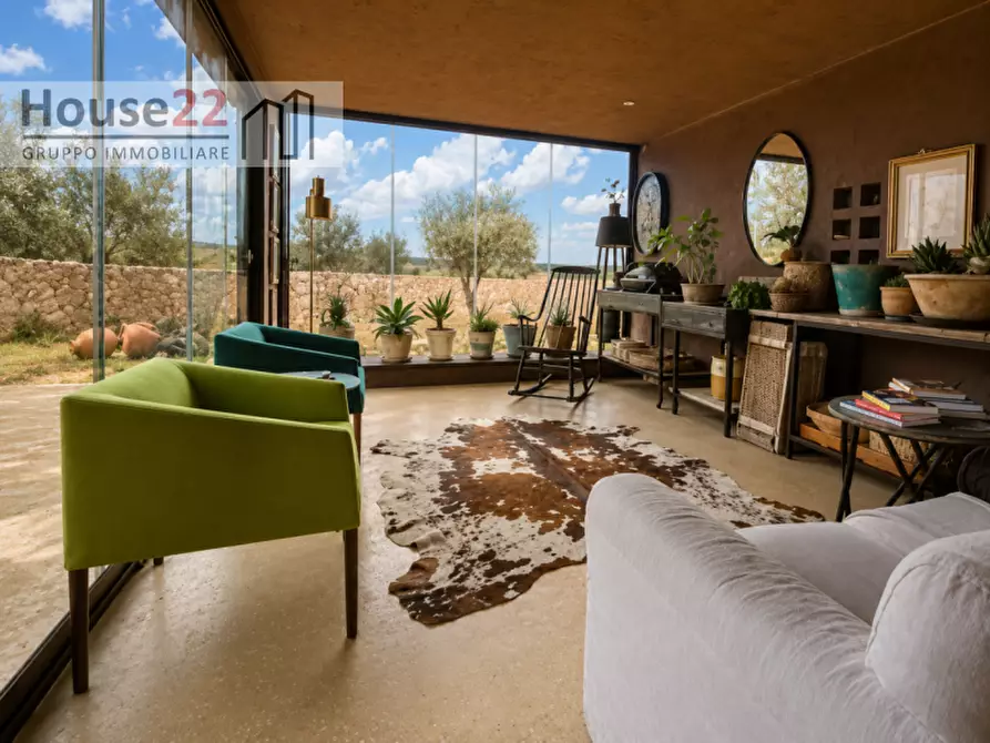 Immagine 5 di Villa in vendita  a Brindisi