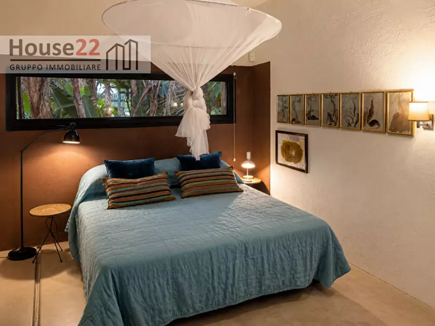 Immagine 14 di Villa in vendita  a Brindisi