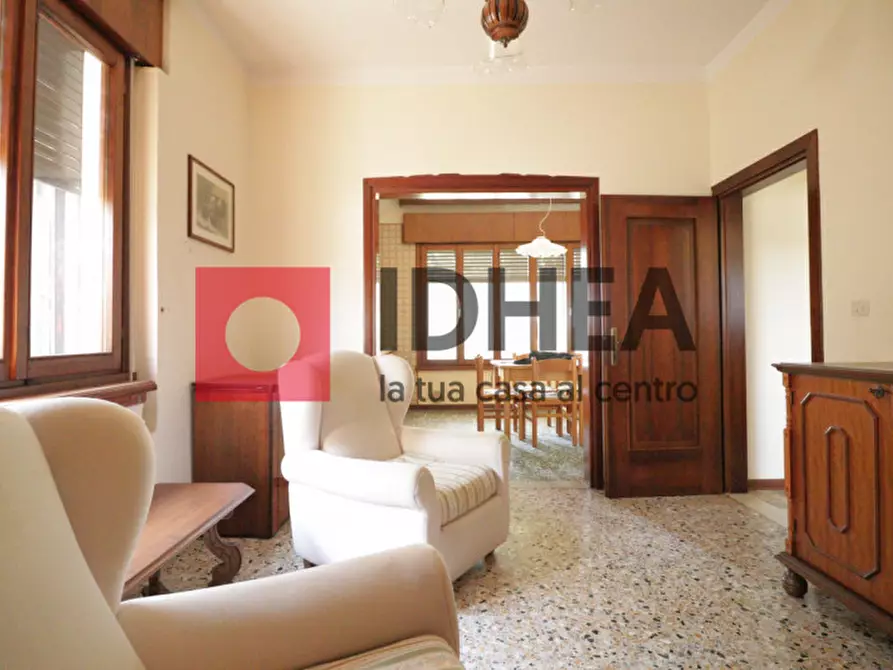 Immagine 9 di Casa indipendente in vendita  in Via Antonio Canova a Paese