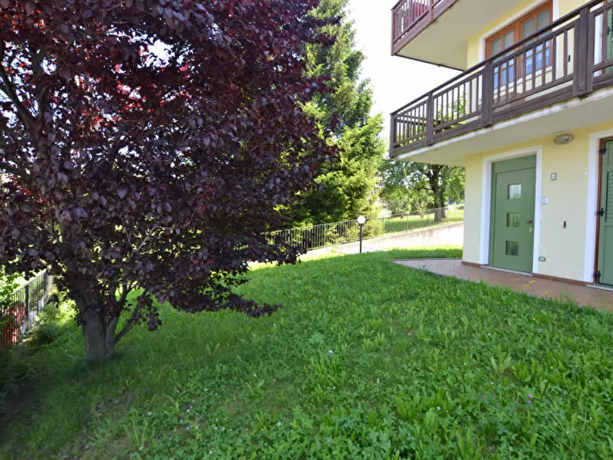 Immagine 3 di Appartamento in vendita  a Romeno