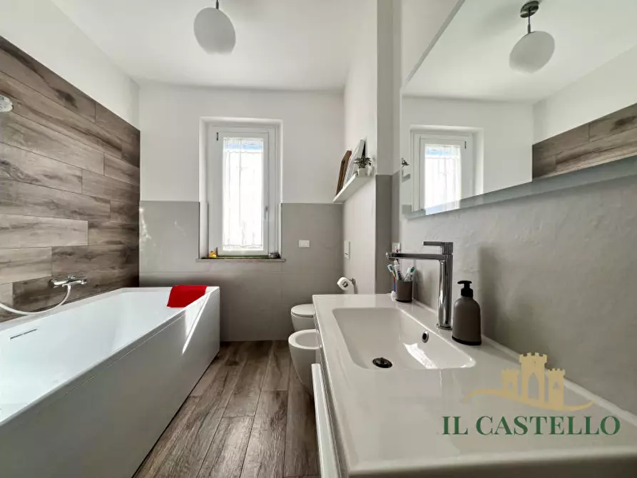 Immagine 28 di Casa indipendente in vendita  in Sanfatucchio a Castiglione Del Lago