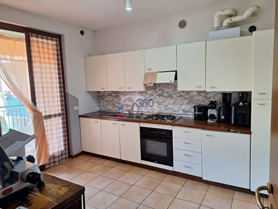 Immagine 17 di Appartamento in vendita  in Via Regina Elena a Cazzago San Martino