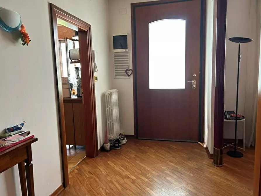Immagine 2 di Casa bifamiliare in affitto  in via gustavo modena a Padova