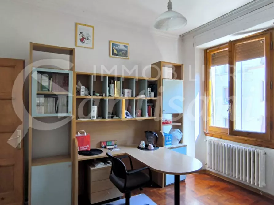 Immagine 8 di Appartamento in vendita  in Via Alfredo Oriani a Firenze