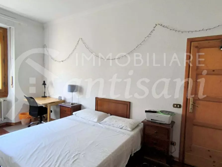 Immagine 11 di Appartamento in vendita  in Via Alfredo Oriani a Firenze