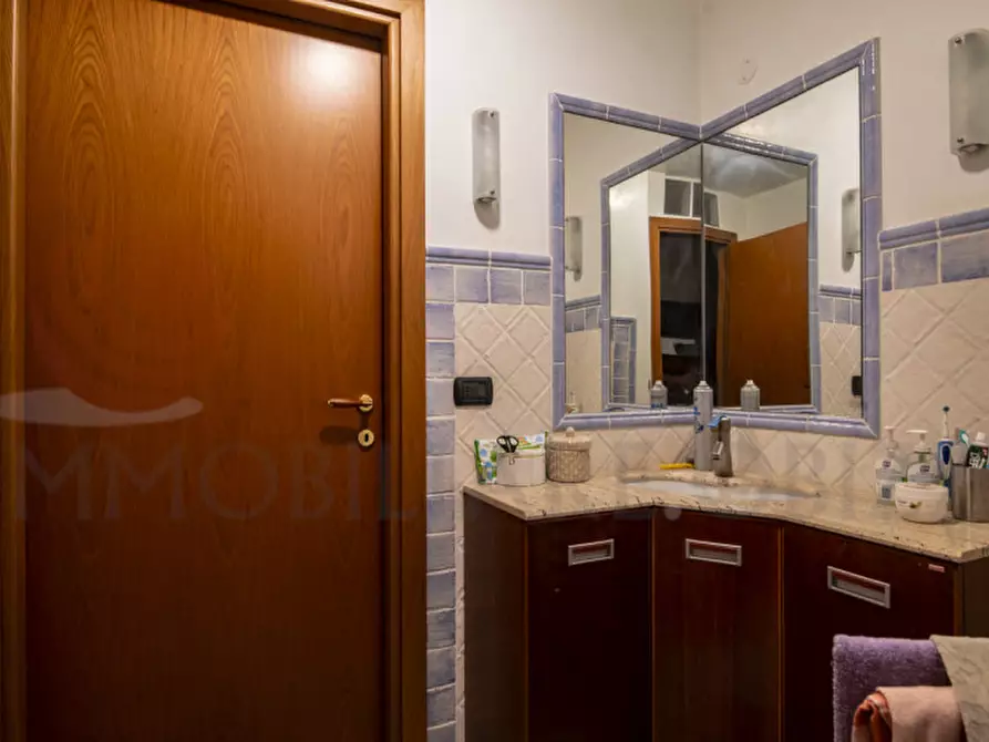 Immagine 11 di Casa indipendente in vendita  in Via Due Torri a Due Carrare