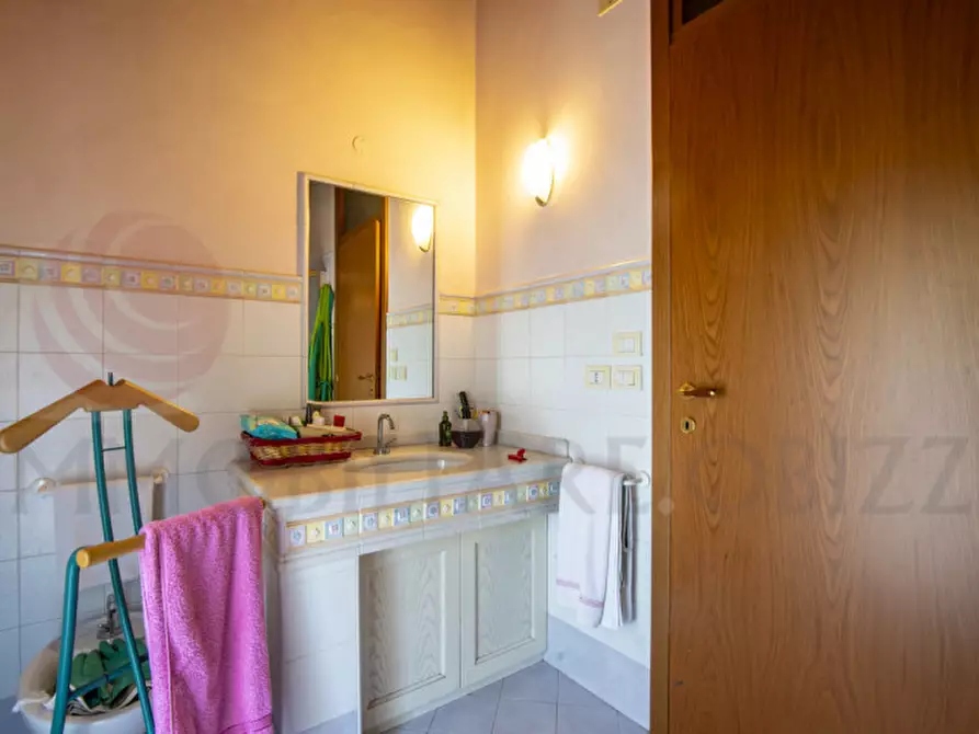 Immagine 12 di Casa indipendente in vendita  in Via Due Torri a Due Carrare