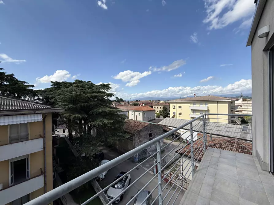 Immagine 14 di Appartamento in vendita  in Via Luciano Marchi 6 a Verona
