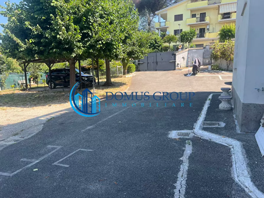 Immagine 6 di Laboratorio in vendita  in Via Villafalletto a Roma