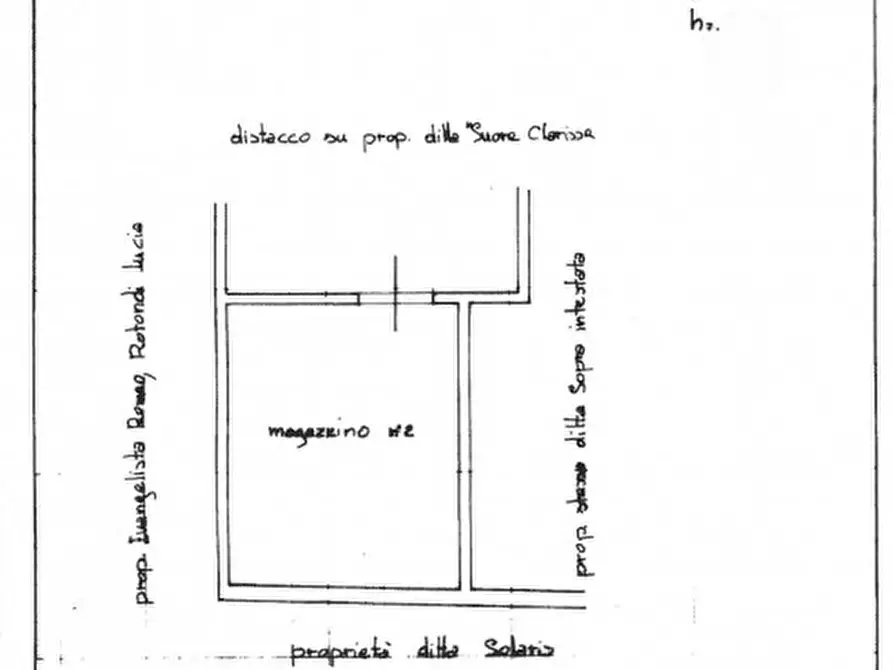 Immagine 28 di Laboratorio in vendita  in Via Villafalletto a Roma