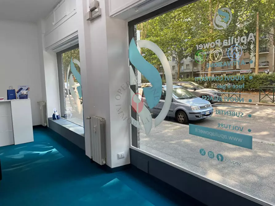 Immagine 11 di Negozio in vendita  in Corso Giovanni Agnelli 104 a Torino