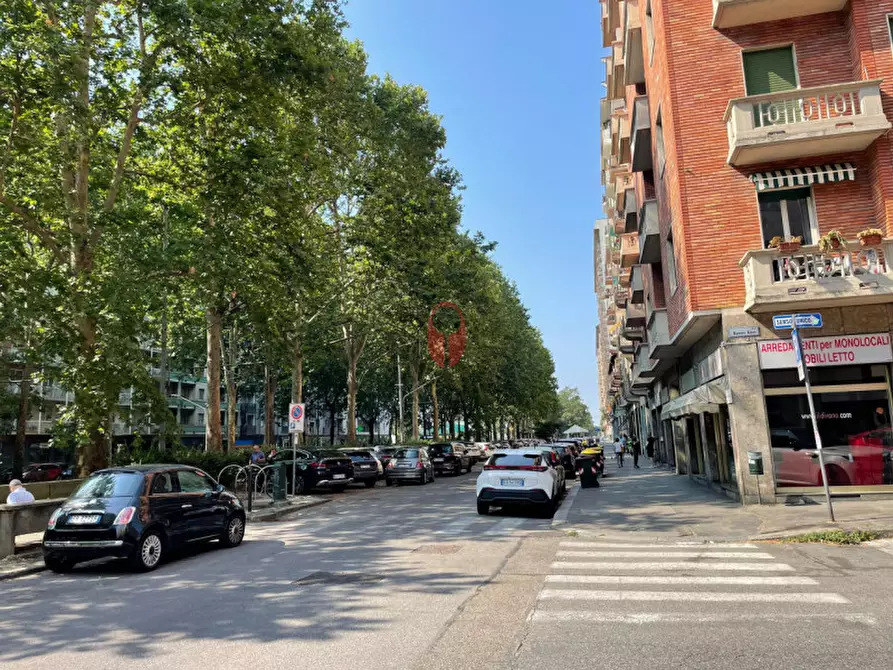 Immagine 25 di Negozio in vendita  in Corso Giovanni Agnelli 104 a Torino