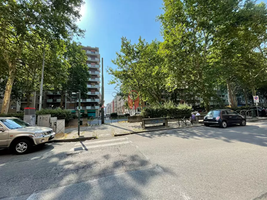 Immagine 26 di Negozio in vendita  in Corso Giovanni Agnelli 104 a Torino