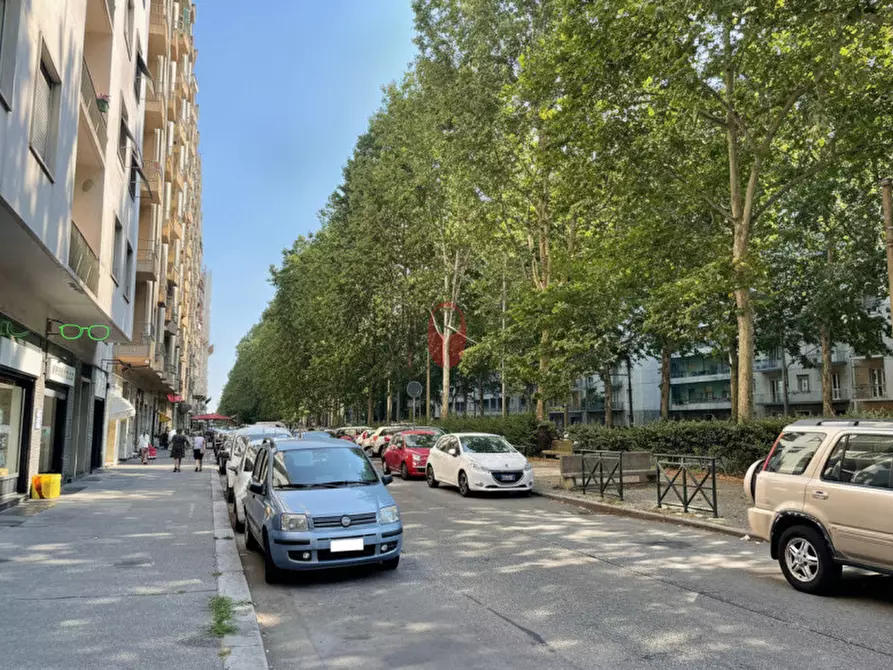 Immagine 27 di Negozio in vendita  in Corso Giovanni Agnelli 104 a Torino