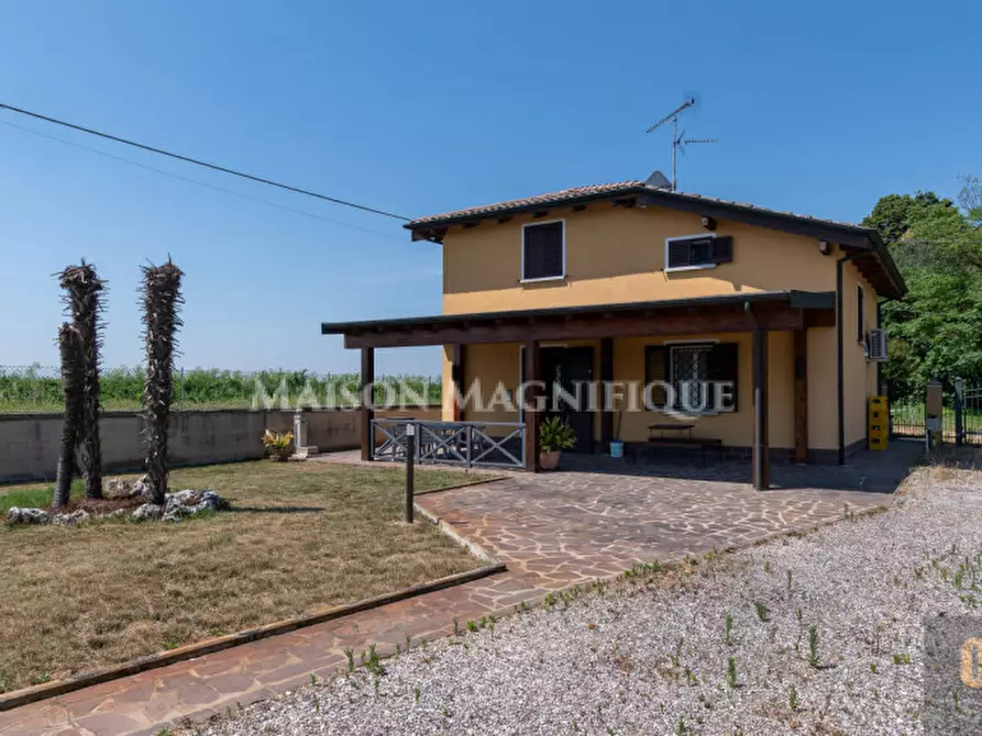 Immagine 3 di Casa indipendente in vendita  in Via Ponticelli a Malalbergo