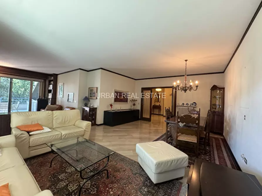 Immagine 14 di Appartamento in vendita  in Via di Romagna 54 a Trieste