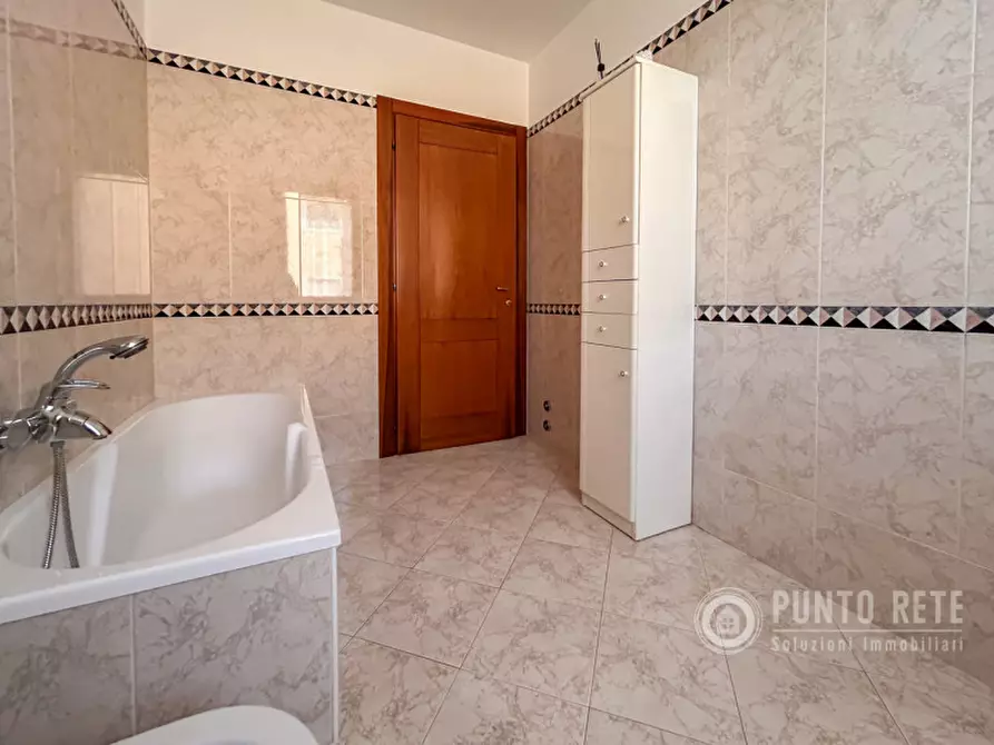 Immagine 31 di Casa bifamiliare in vendita  in Via Aldo Moro a Trevenzuolo