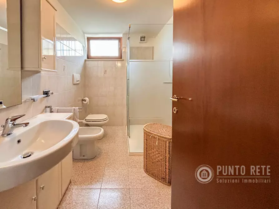 Immagine 54 di Casa bifamiliare in vendita  in Via Aldo Moro a Trevenzuolo