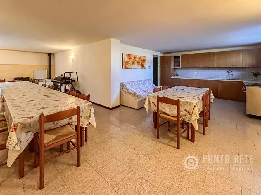 Immagine 58 di Casa bifamiliare in vendita  in Via Aldo Moro a Trevenzuolo