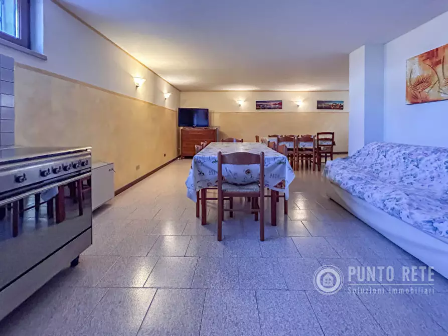 Immagine 62 di Casa bifamiliare in vendita  in Via Aldo Moro a Trevenzuolo