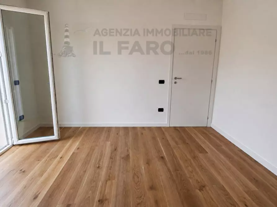 Immagine 24 di Attico in vendita  in Via Sant'Agostino a La Maddalena