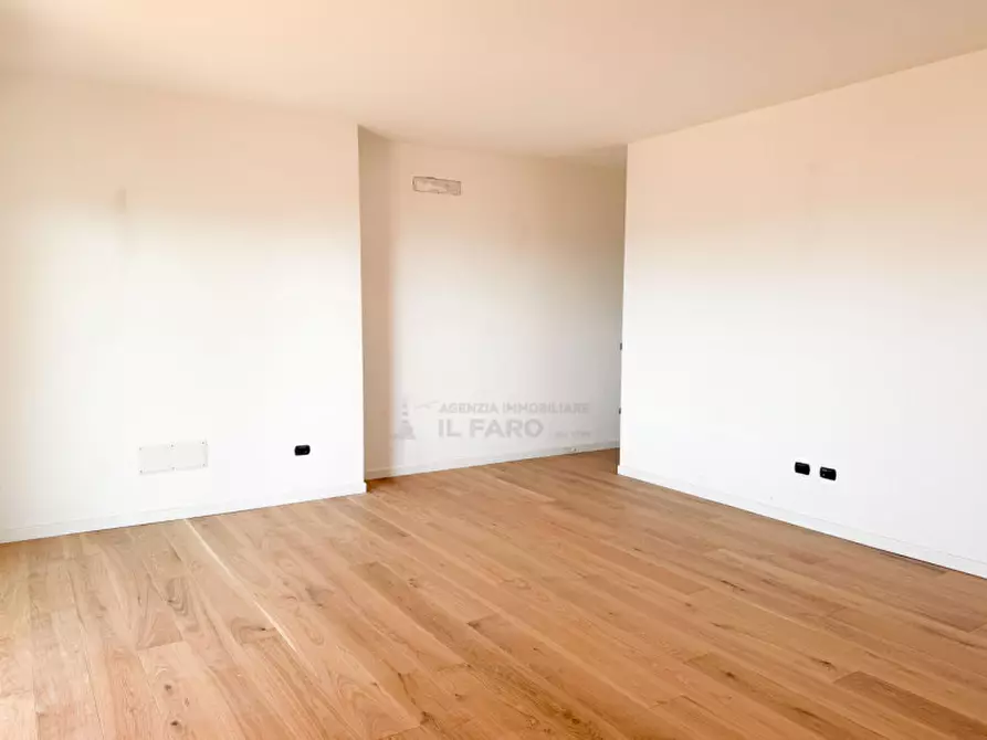 Immagine 11 di Appartamento in vendita  in Via Sant'Agostino a La Maddalena