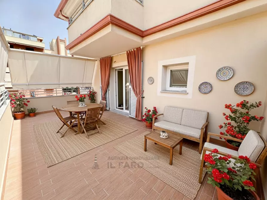 Immagine 4 di Appartamento in vendita  in Via Sant'Agostino a La Maddalena