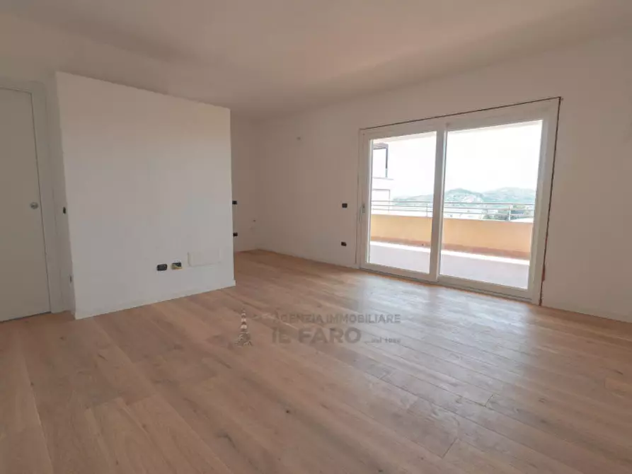 Immagine 7 di Appartamento in vendita  in Via Sant'Agostino a La Maddalena