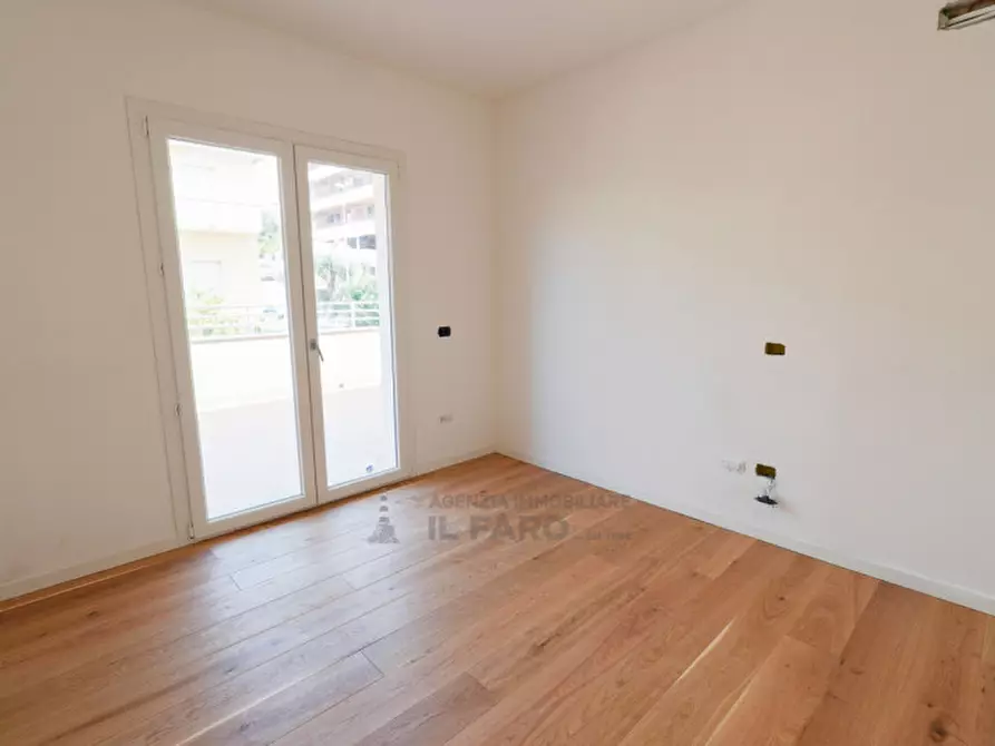 Immagine 10 di Appartamento in vendita  in Via Sant'Agostino a La Maddalena