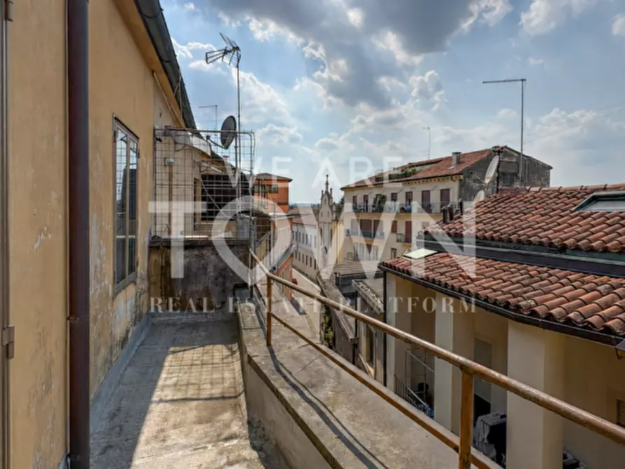 Immagine 25 di Appartamento in vendita  in stradella del garofolino 1 a Vicenza