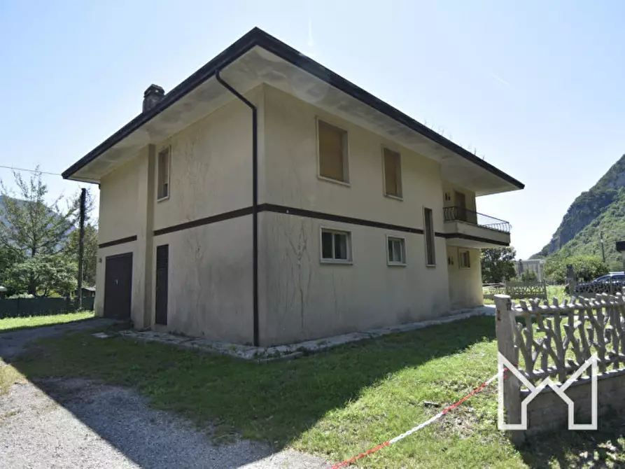 Immagine 5 di Casa indipendente in vendita  a Bassano Del Grappa