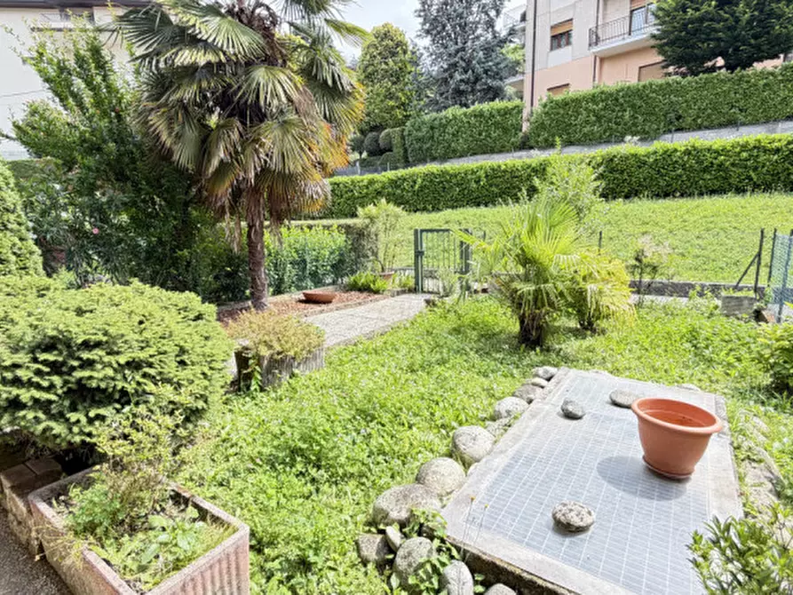 Immagine 2 di Villa in vendita  in Via Palestro 27 a Missaglia