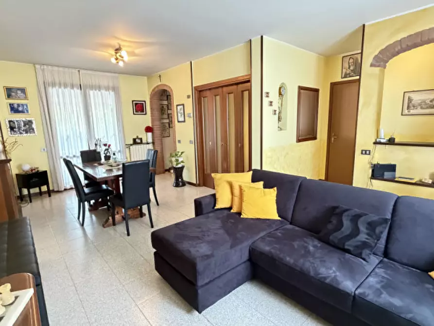 Immagine 11 di Villa in vendita  in Via Palestro 27 a Missaglia