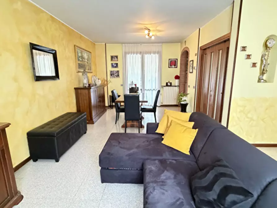 Immagine 13 di Villa in vendita  in Via Palestro 27 a Missaglia
