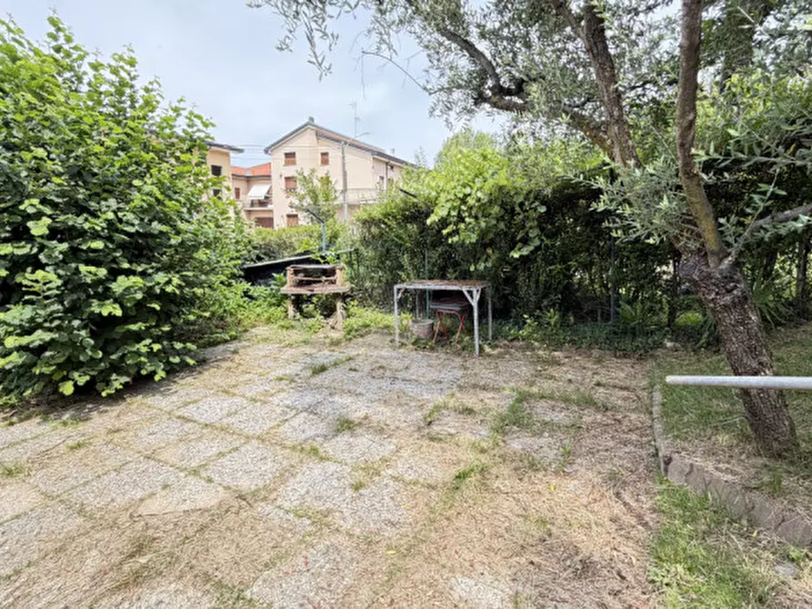 Immagine 34 di Villa in vendita  in Via Palestro 27 a Missaglia