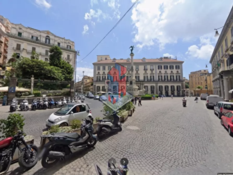 Immagine 1 di Appartamento in affitto  in CHIAIA - VIA BISIGNANO a Napoli