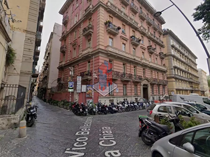 Immagine 3 di Appartamento in affitto  in CHIAIA - VIA BISIGNANO a Napoli