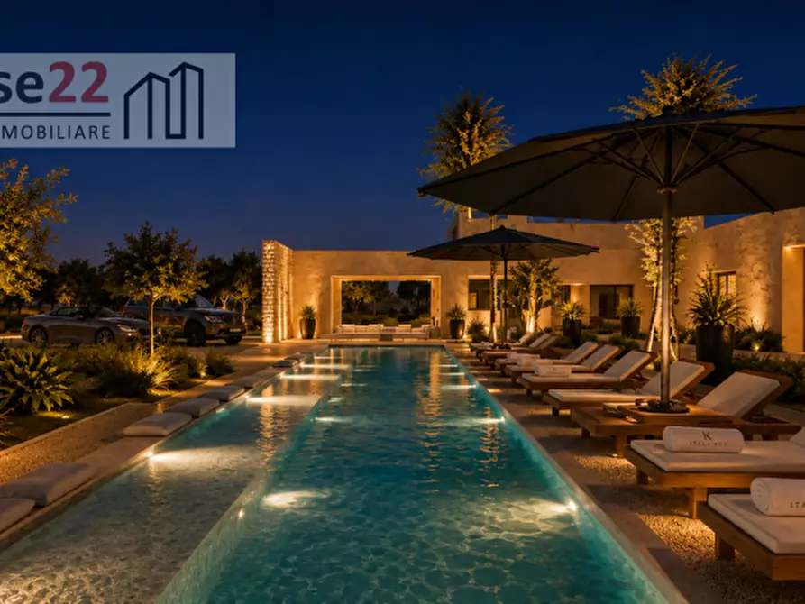 Immagine 8 di Villa in vendita  a Brindisi