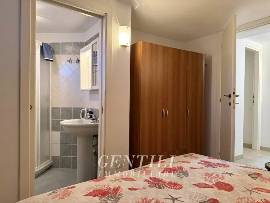 Immagine 35 di Appartamento in vendita  a Arzachena